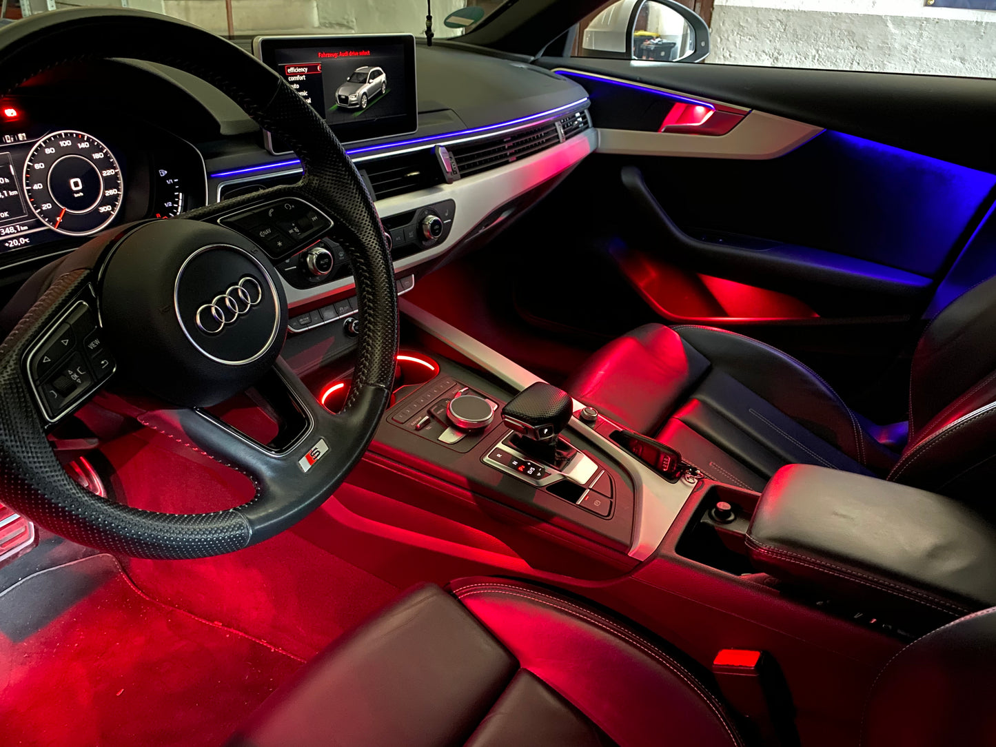 Ambientebeleuchtung für Audi A4 / S4 B9 inkl. Einbau