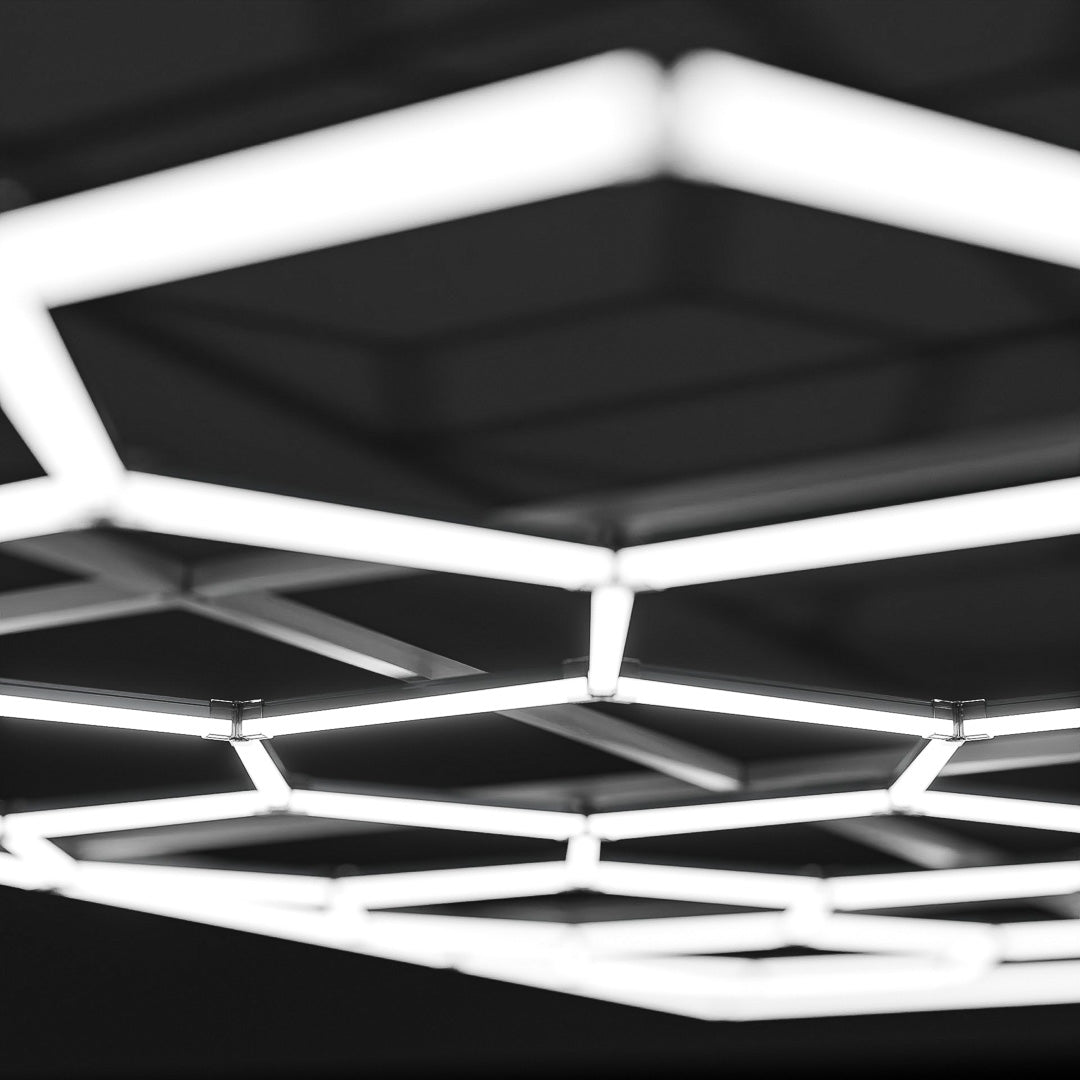 Hexagon LED-Deckenbeleuchtung inkl. Aluminiumrahmen by Performance Floor